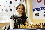 Alina Kashlinskaya: Good to Have a University Supporting Chess Players